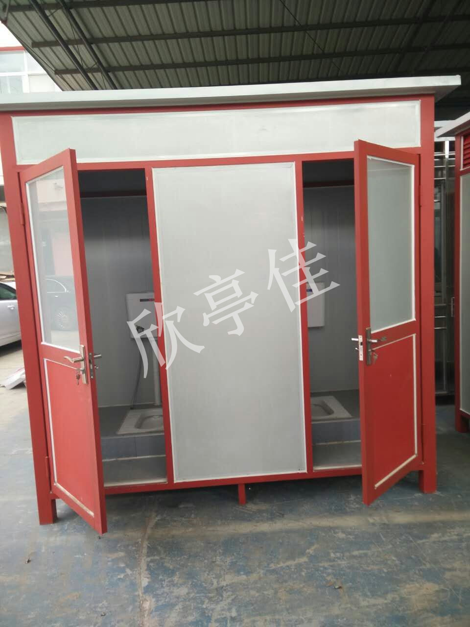 彩钢移动厕所